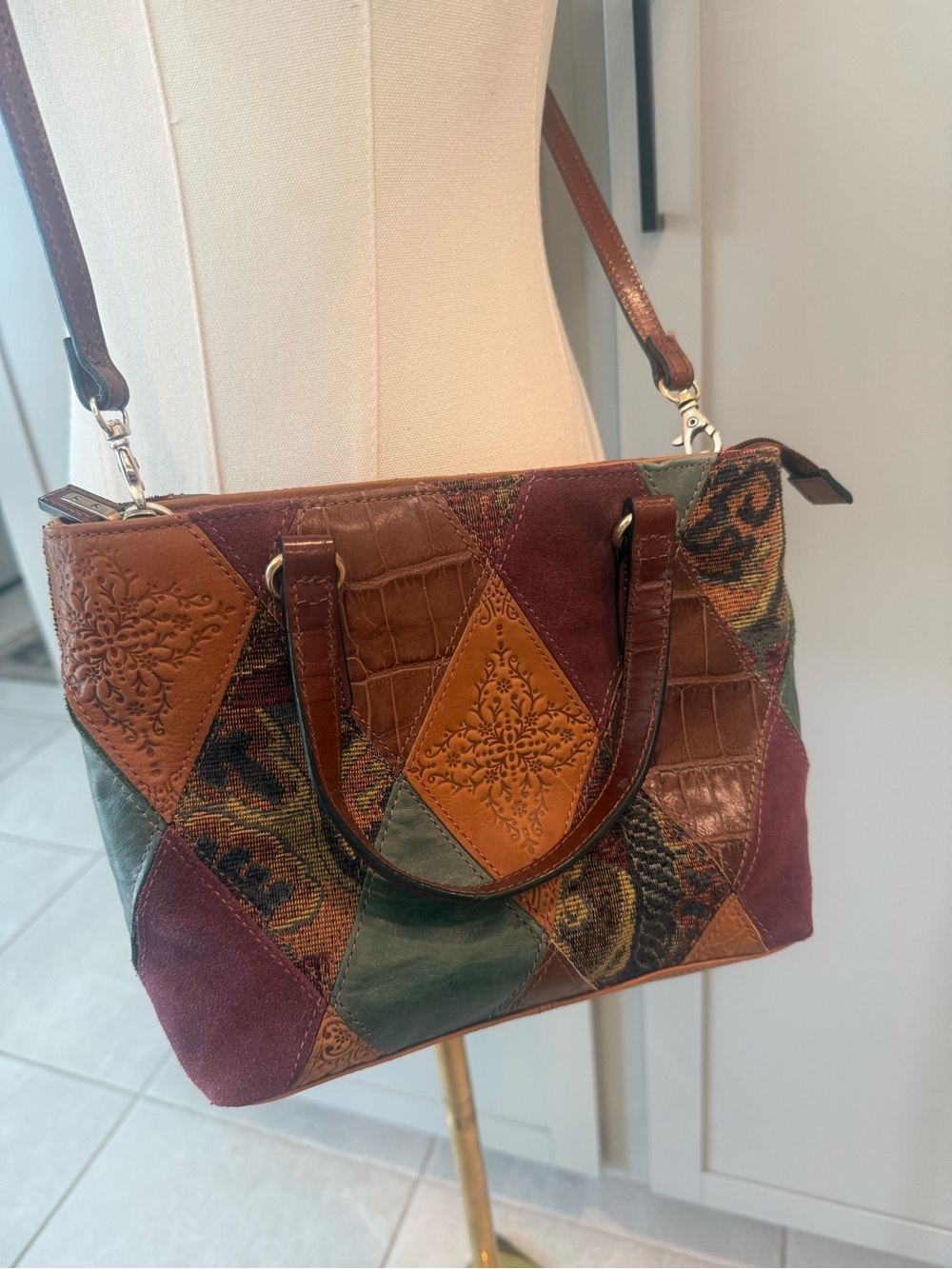Fossil Patchwork Leather Tapestry Crossbody Satchel Boho Bag
